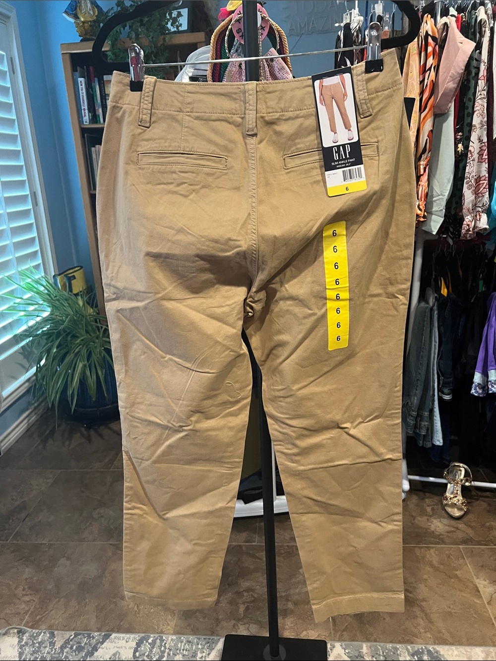 GAP Khaki Tan Pants - Picture 2 of 2